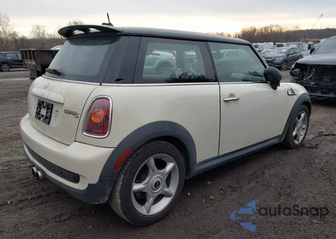 2009 Mini Cooper S from USA, damaged, VIN WMWMF73539TW83854